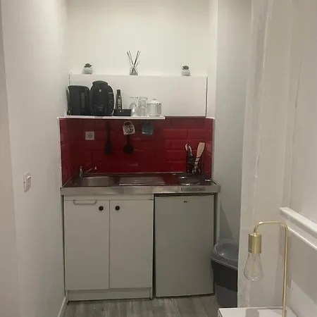 Meubles Inice * Νίκαια